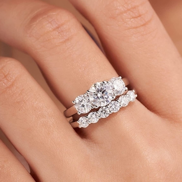 CERTIFIED 18k White Gold 2.0cttw Diamond Ring Engagement Moissanite 925 Wedding - Picture 2 of 4